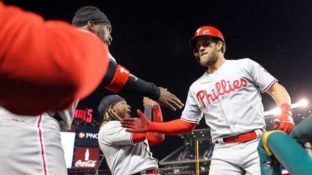 harper-homer-dc-return-phillies.jpg